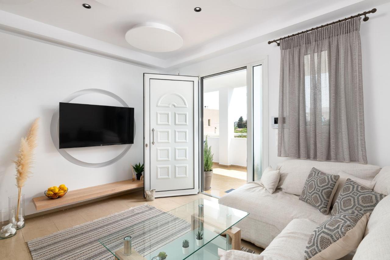 White House Kokas Luxury Apartments เกรมาสตี ภายนอก รูปภาพ