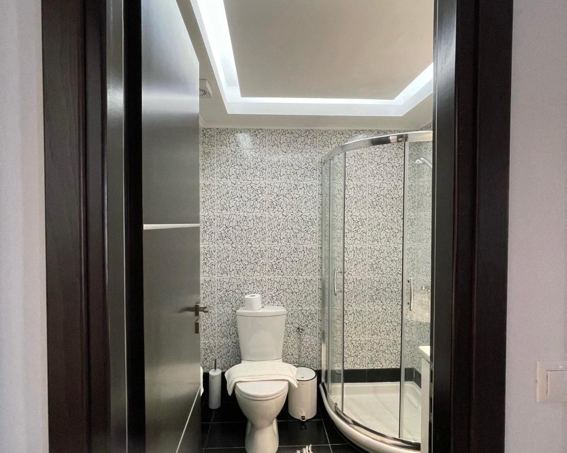 White House Kokas Luxury Apartments เกรมาสตี ภายนอก รูปภาพ