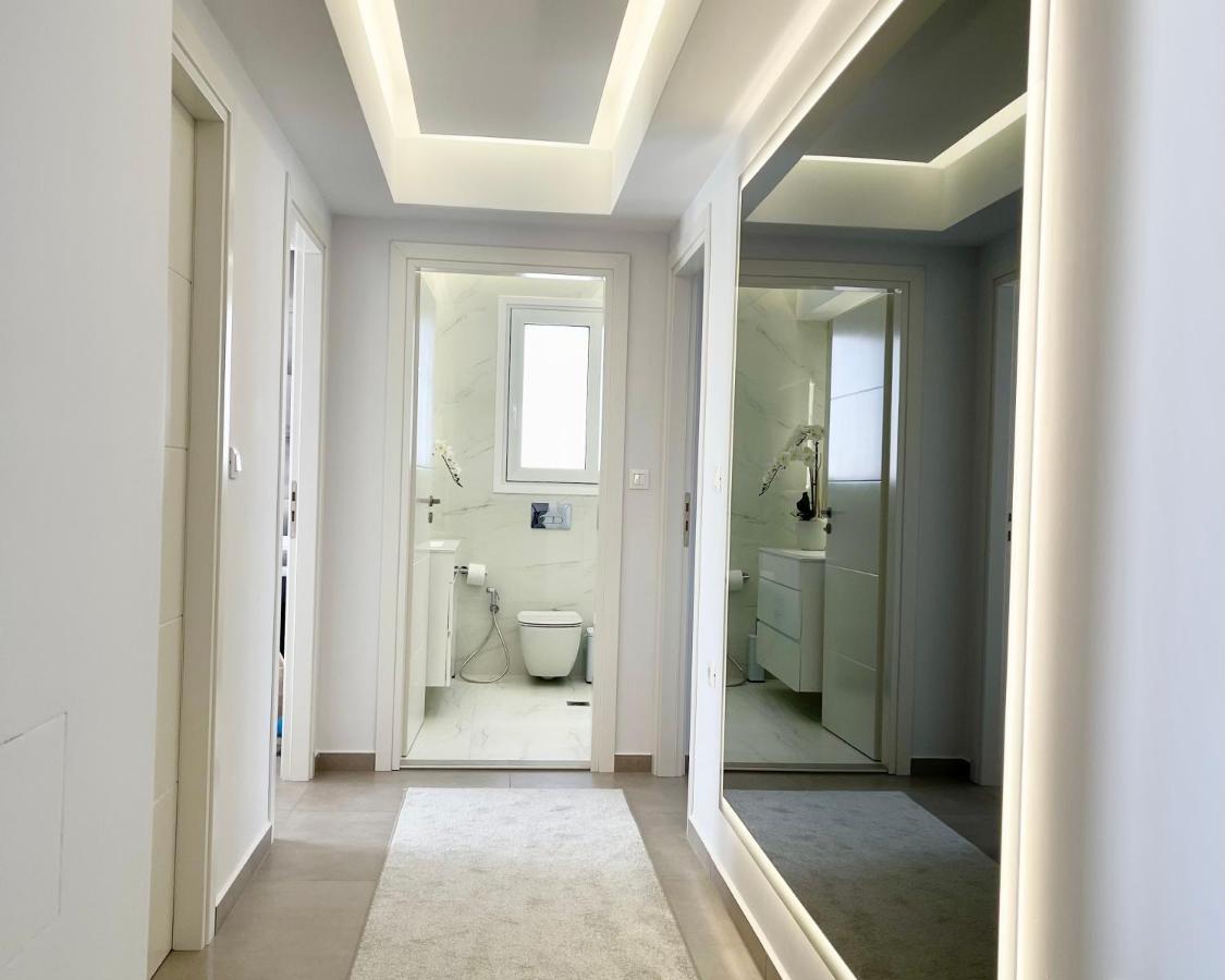 White House Kokas Luxury Apartments เกรมาสตี ภายนอก รูปภาพ