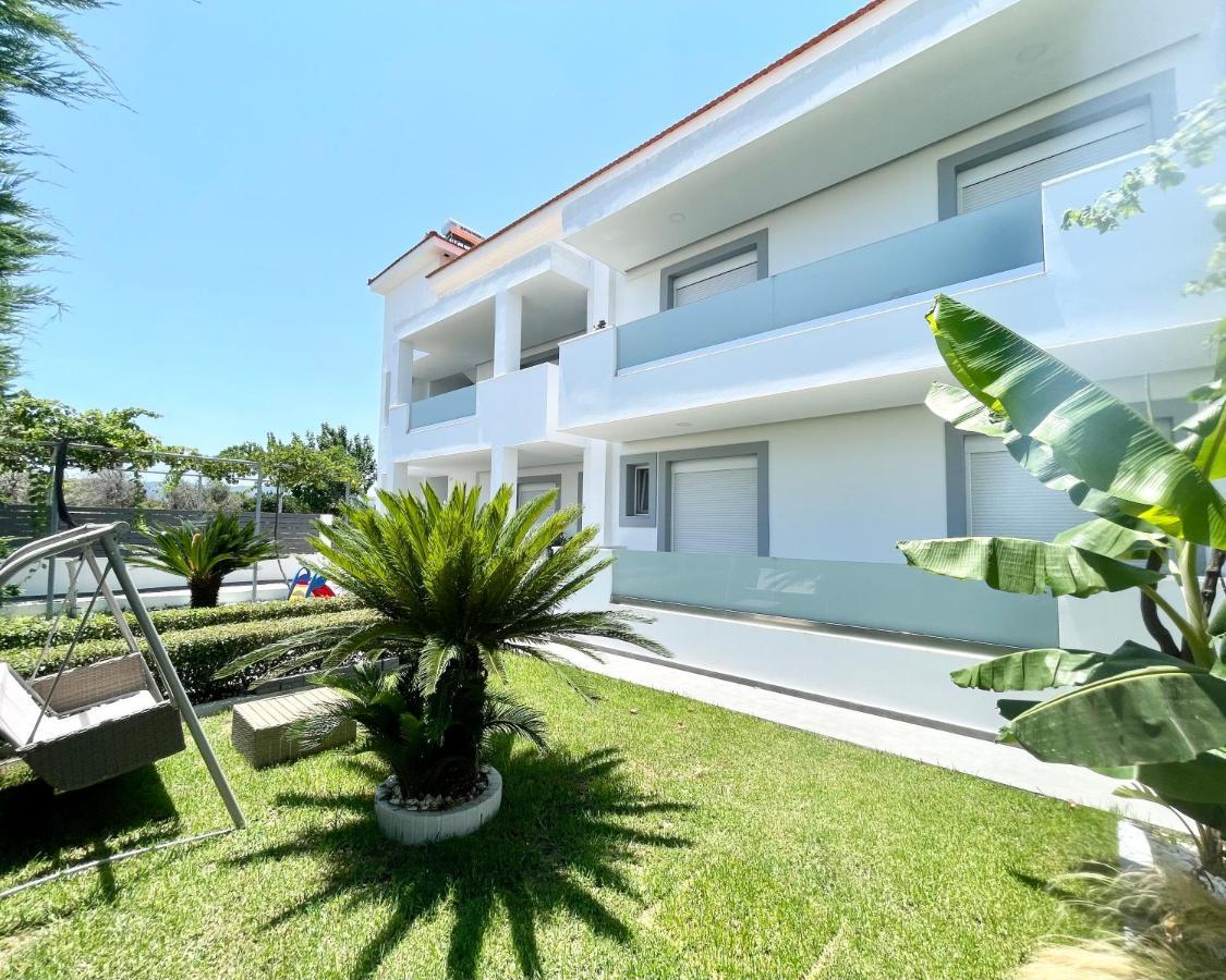 White House Kokas Luxury Apartments เกรมาสตี ภายนอก รูปภาพ